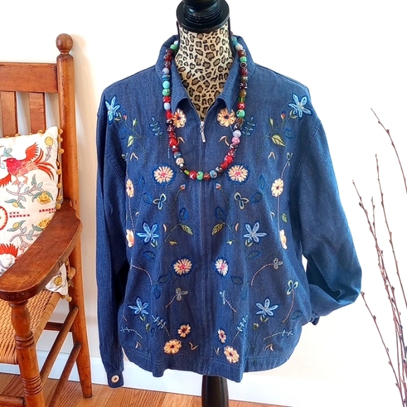 T & Company Ladies Bomber Style Denim Jacket w/ Embroidery Size: XL - Picture 1 of 8
